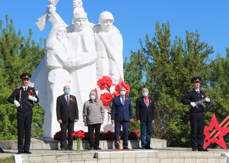 Мемориальный комплекс войнам, погибшим в годы ВОВ.